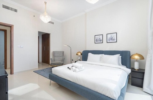 Trade Centre 1 Apartment | Elegant 1 bed near Burj Khalifa