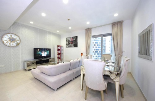 Downtown Dubai Apartment | Elegant 2 Bedroom Apt in Executive Tower K, Business Bay