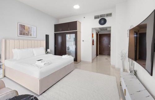 Jumeirah Village Triangle Apartment | Elegant Urban Studio in Al Manara Tower, JVT
