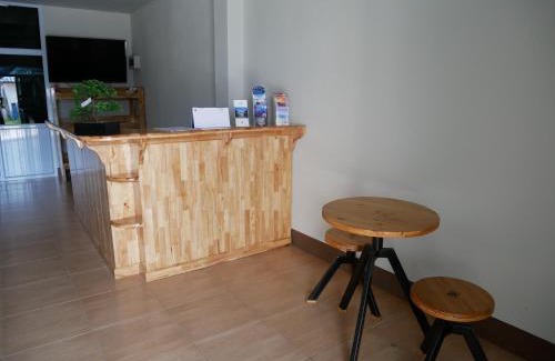 Thong Sala Hostel | EQ Hostel