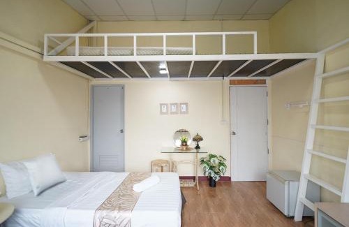 Chom Phon Hostel | EZ Sleep @ Ratchada 19