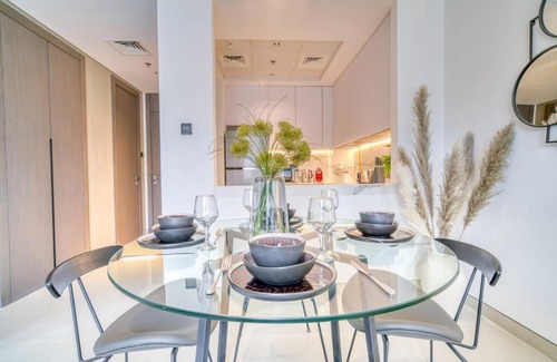 Barsha Heights Apartment | Fabulous 1 Bedroom in Euro Residence with pool
