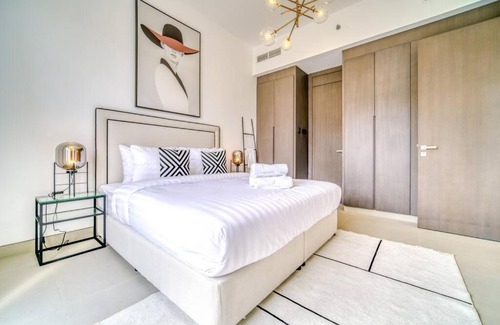 Barsha Heights Apartment | Fabulous 1 Bedroom in Euro Residence with pool