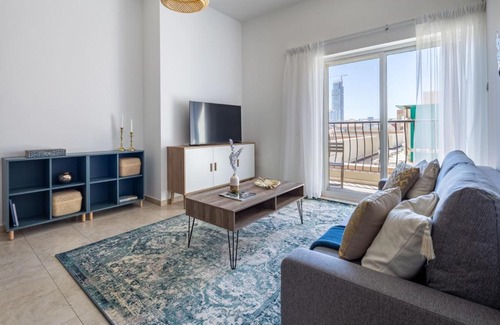 Jumeirah Village Apartment | Frank Porter - Imperial Residence