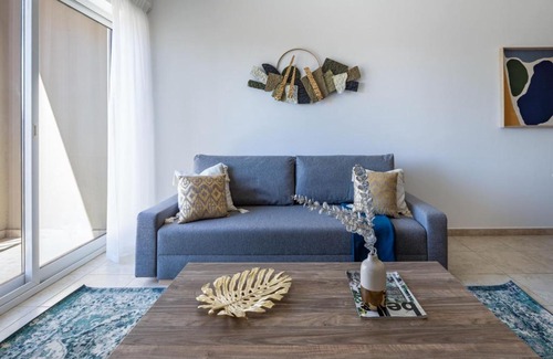 Jumeirah Village Apartment | Frank Porter - Imperial Residence