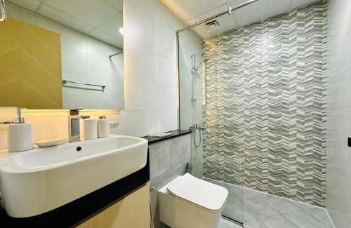 Jadaf Apartment | Fully Furnished and High Floor Unit in Al Jaddaf