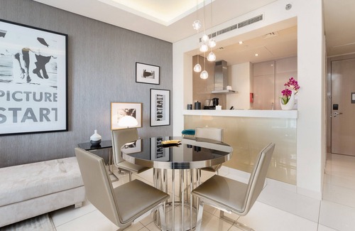 Business Bay Apartment | GLOBALSTAY. DAMAC Tower Paramount