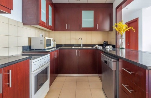 Dubai Marina Apartment | Gorgeous 2BR Apartment in JBR with Marina Views!