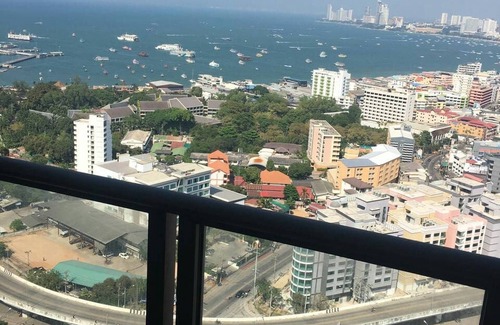 South Pattaya Condo | Great Pattaya Bay Seaview 30th Floor 1br 1bth