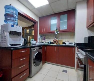 Dubai Marina Hostel | Habibi come to Dubai - Hostel, Rimal JBR