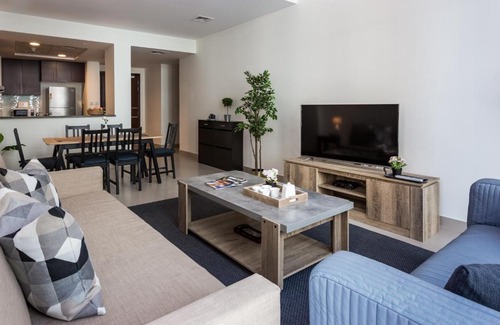 Jadaf Apartment | Hi Guests Vacation Homes - Dubai Wharf