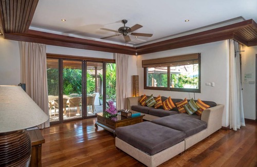 Hua Thanon Hotel | Hotel ∙ 8 guests