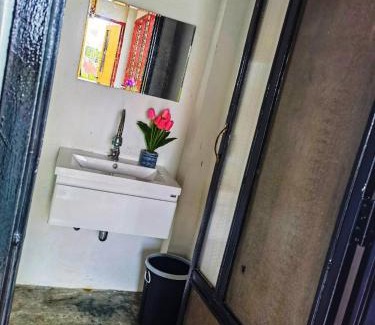 Phanna Nikhom Hostel | KANNA Hostel