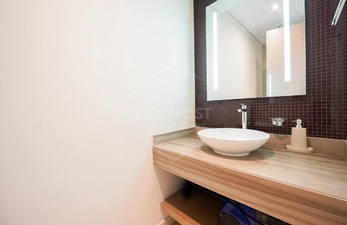 Business Bay Apartment | KeyHost - Luxury 2 BR Apt in Paramount Towers by Damac- K3810