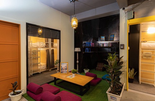 Talat Yot Hostel | Khaosan Social Capsule Bangkok - Adult Only - Hostel