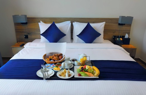 Jadaf Hotel | Kingsgate Canal Hotel