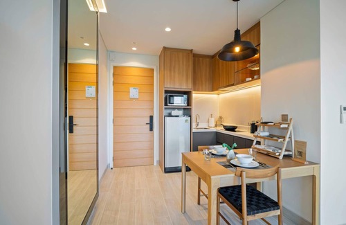Bang Tao Condo | Laguna Lakeside Residences 1BR B3 Field side