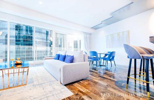 Dubai Marina Apartment | LUX - Lavish Suite with Full Palm Jumeirah View 2