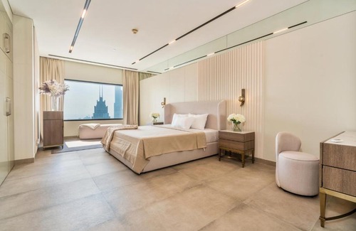 DIFC Apartment | Luxurious Burj Khalifa view Apt in Dubai DIFC
