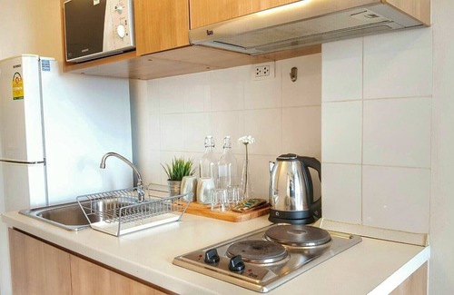 Bang Na Apartment | Luxurious1BR-Next to BTS-Rooftop pool