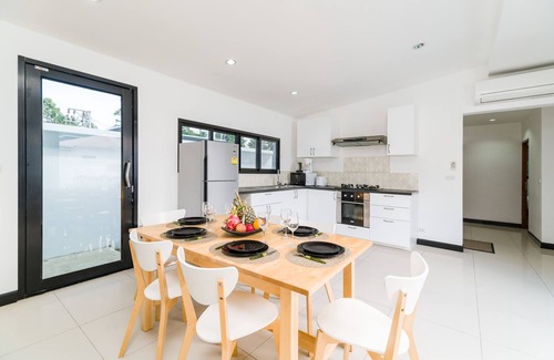 Maret Villa | Luxury 3 bedroom Pool/Coconutview villa