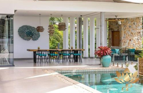 Maret Villa | Luxury Villa - Chaweng Noi Seaview - 7 bedroom - Gym et cinema room