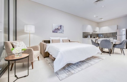 Business Bay Apartment | Magnificent 1BR with Concierge and Luxurious Amenities