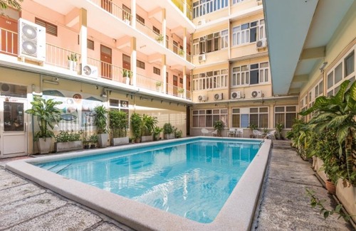 Nana Hotel | Miami Hotel Bangkok