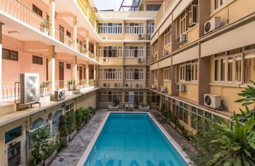 Nana Hotel | Miami Hotel Bangkok