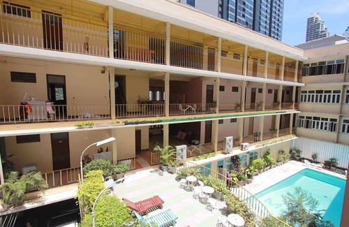Nana Hotel | Miami Hotel Bangkok