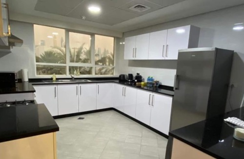 Jumeira 1 Apartment | Modish Classy Apartment In Jumeirah
