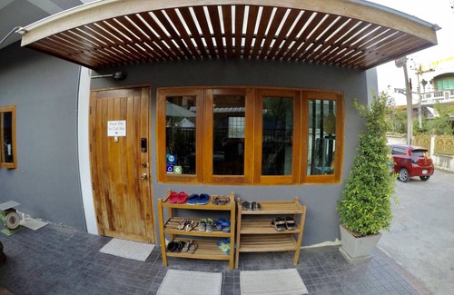 Thapae House | Motel ∙ 8 guests