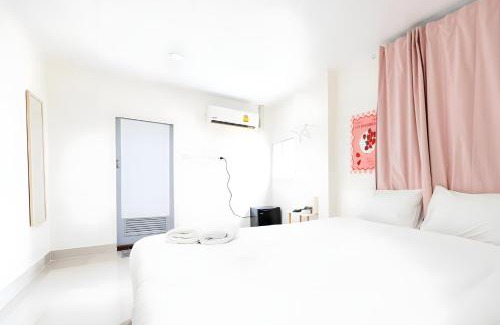 Nana Apartment | Nap BTS Soi 3
