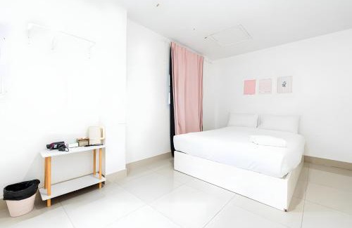 Nana Apartment | Nap BTS Soi 3