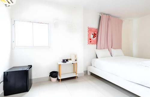 Nana Apartment | Nap BTS Soi 3