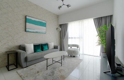 DIFC Apartment | Nasma - Sleek Studio in Heart of Dubai Financial Hub