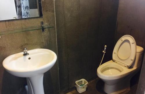 Trang Hostel | Nokhook House