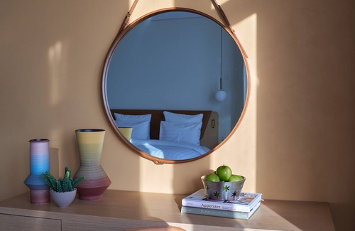 Jumeirah Village Triangle Hotel | Novotel Jumeirah Village Triangle