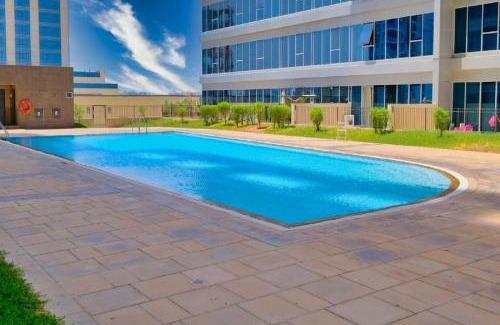 Dubai Apartment | Octavius Holiday Home, Large 2 Bedroom Apartment near Global Village & Outlet Mall