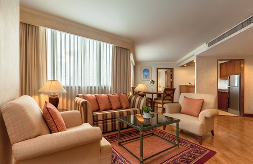 Bangkok Central Business District Apartment | One Bedroom Suite in heart of the city (A45)