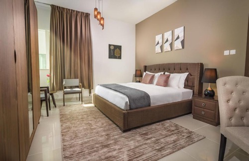 Dubai Apartment | OSKENA Vacation Homes - Marina Pinnacle Tiger