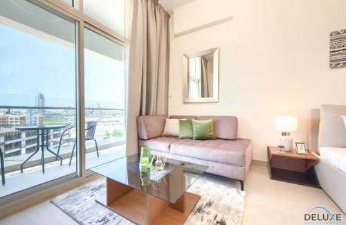 Jadaf Apartment | Perfect Studio Getaway Next to the Iconic Creek Harbour, Azizi Aliyah, Al Jaddaf, by Deluxe Holiday Homes