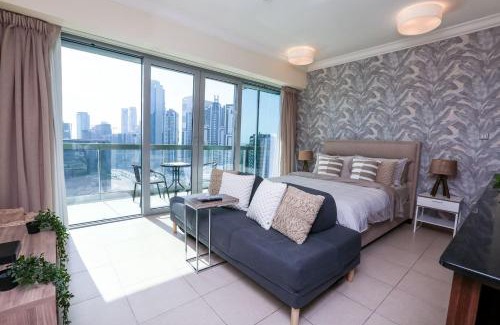 Downtown Dubai Apartment | Prime Retreats - Downtown Dubai