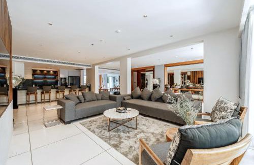 Cherngtalay Apartment | Private Pool Residence at Surin Beach