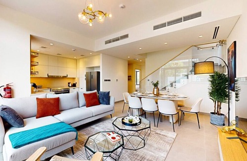 Dubai House | R3 Ruba Arabian Ranches III