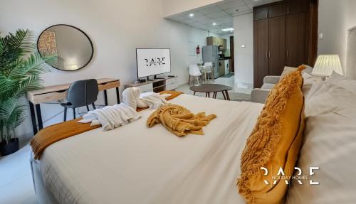 Dubai Sports City Apartment | Rare Holiday Homes - Dubai Sports City - Elite Residence - R1303