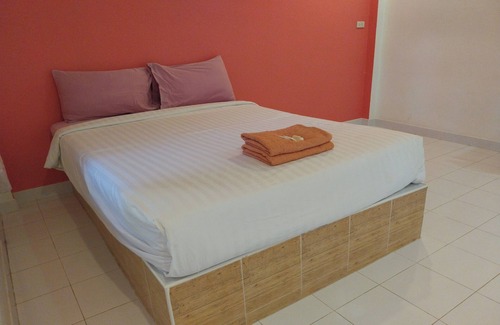 Bang Sare Hotel | Review Resort