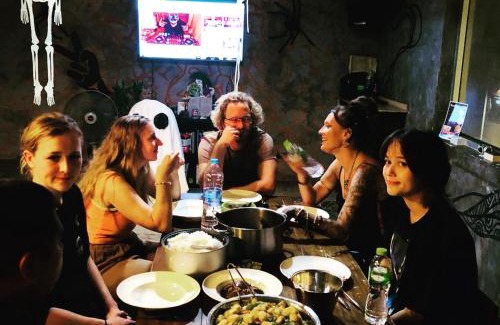 Asoke Hostel | Revolution Asoke