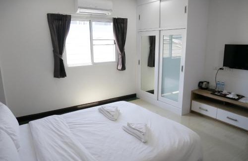 Yan Nawa Apartment | Room58