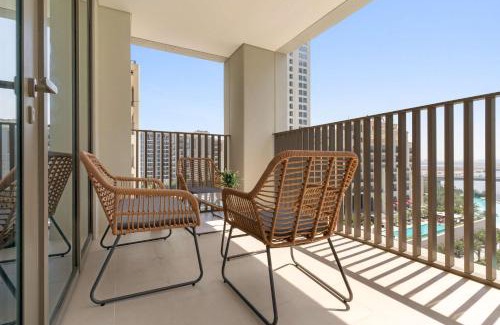 Dubai Apartment | Silkhaus Chic 1BR in Creek Beach Grove with Pool view